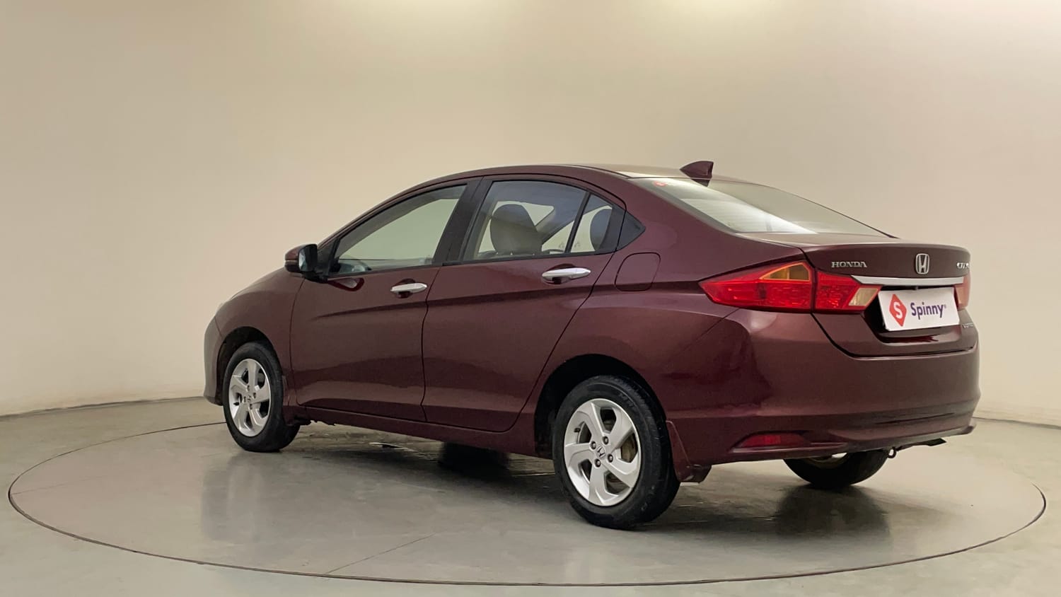 Used 2014 Honda City V Diesel Diesel Manual exterior LEFT REAR CORNER VIEW