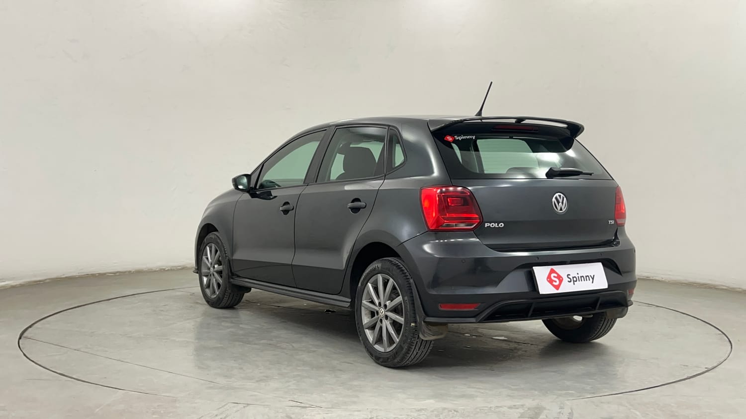 Used 2020 Volkswagen Polo Highline Plus 1.0L TSI Petrol Manual exterior LEFT REAR CORNER VIEW