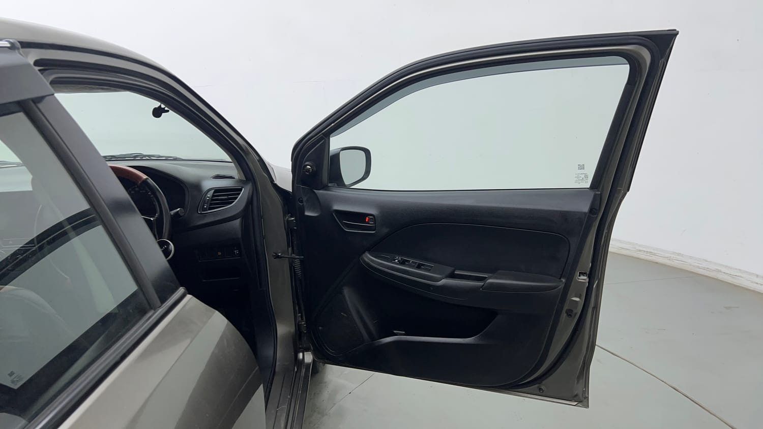 Used 2021 Maruti Suzuki Baleno Sigma Petrol Manual interior RIGHT FRONT DOOR OPEN VIEW