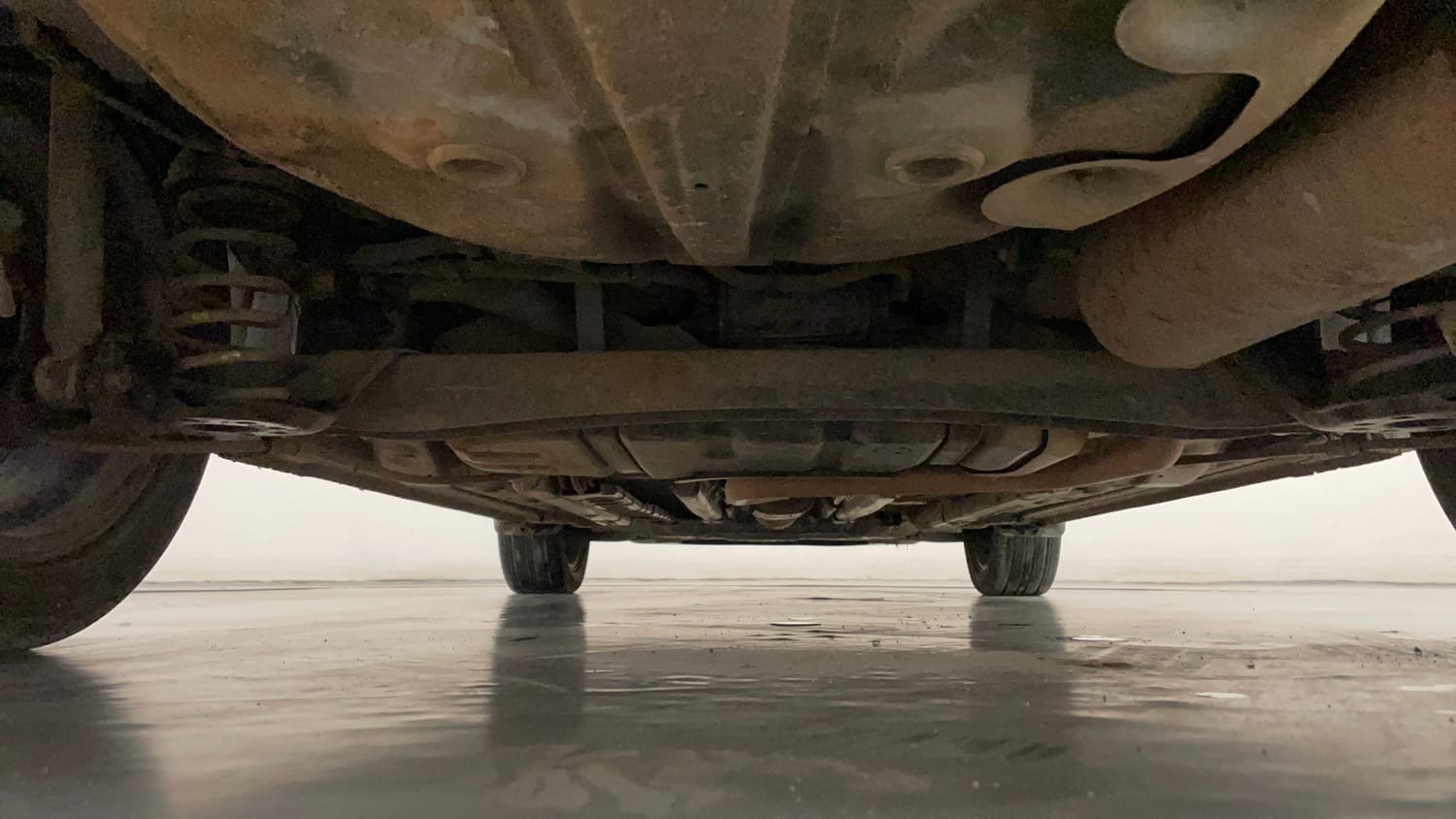 Used 2021 Hyundai Verna SX (O) 1.6 VTVT AT Petrol Automatic extra REAR UNDERBODY VIEW (TAKEN FROM REAR)