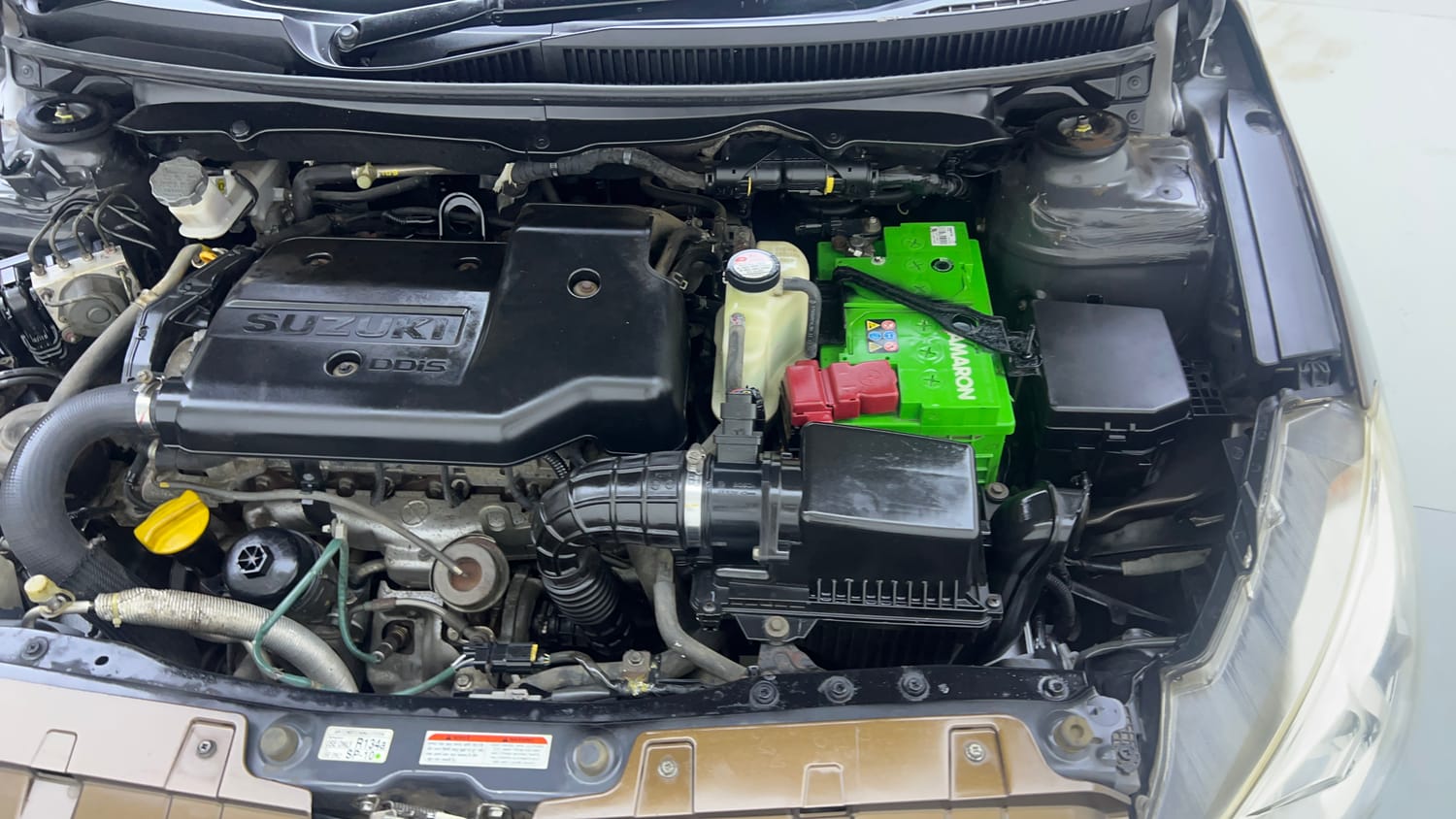 Used 2017 Maruti Suzuki Ciaz ZDi SHVS Diesel Manual engine ENGINE LEFT SIDE VIEW
