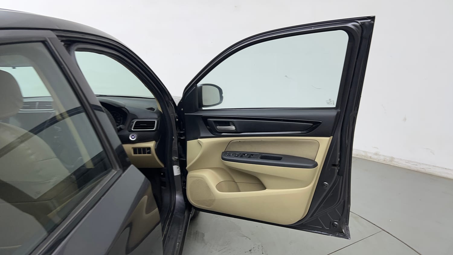 Used 2019 Honda Amaze 1.2 V CVT Petrol Petrol Automatic interior RIGHT FRONT DOOR OPEN VIEW