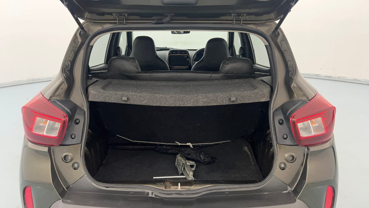 Used 2021 Renault Kwid CLIMBER 1.0 AMT Opt Petrol Automatic interior DICKY INSIDE VIEW