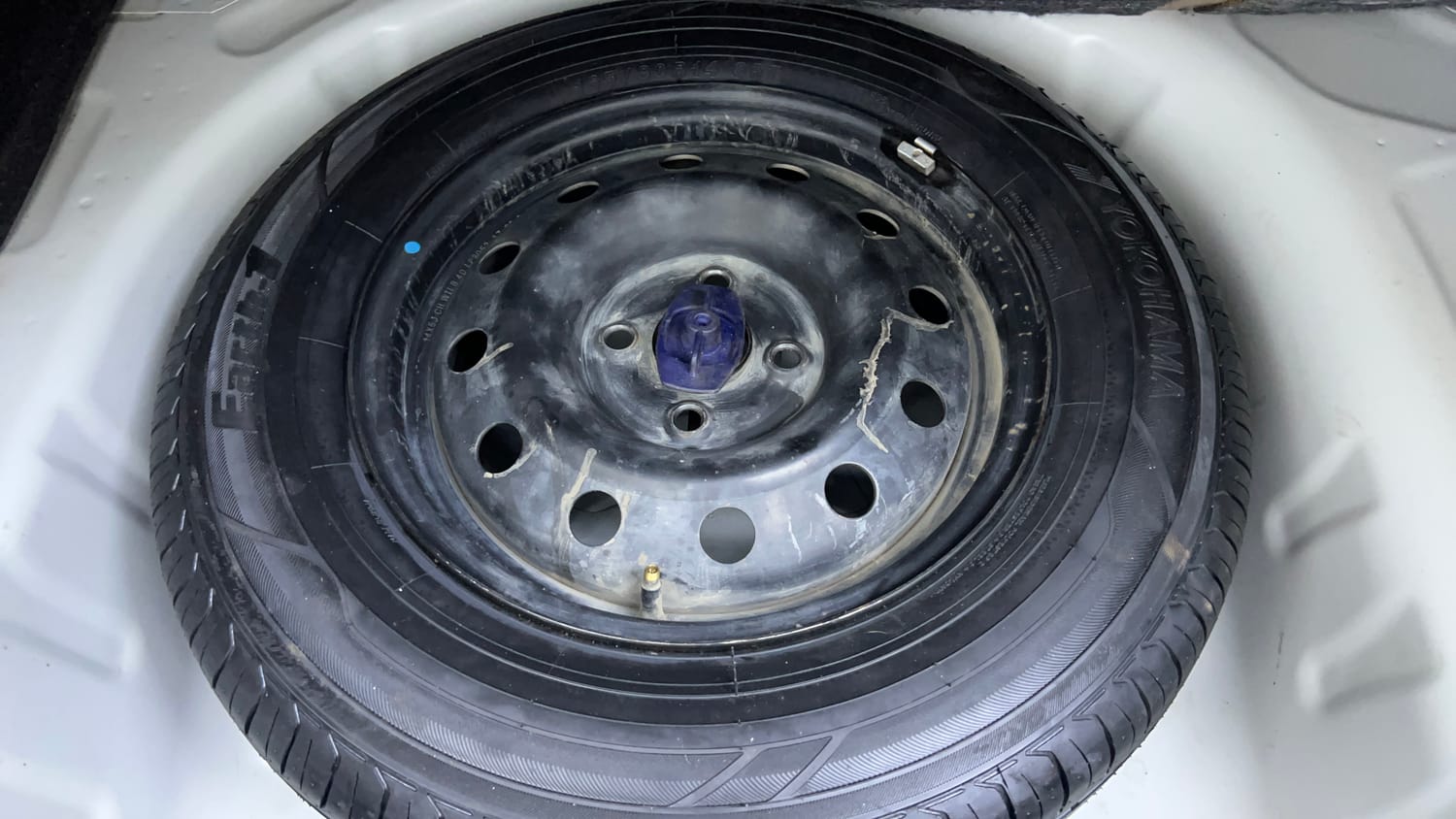 Used 2017 Maruti Suzuki Dzire VXi AMT Petrol Automatic tyres SPARE TYRE VIEW
