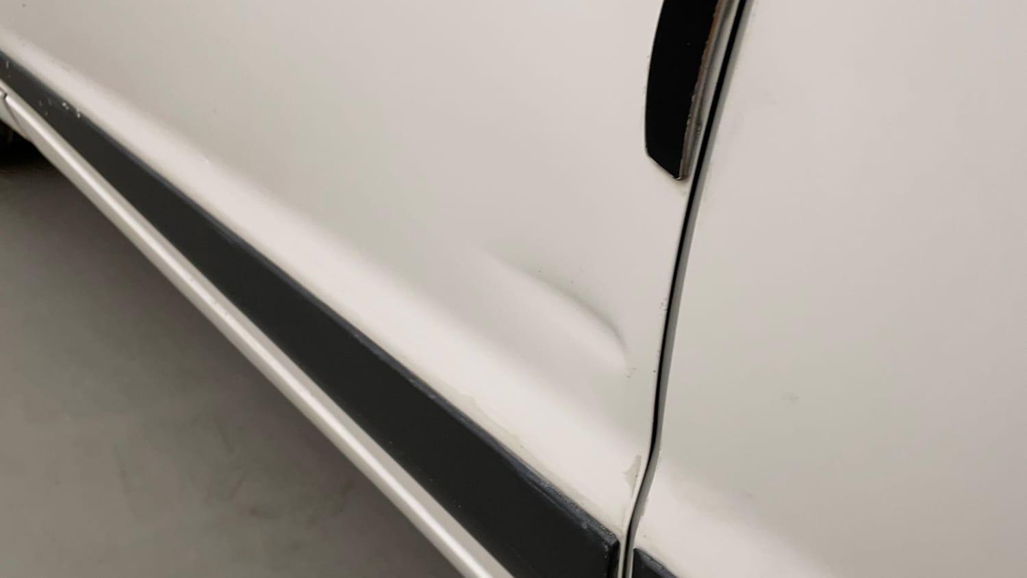 Used 2015 Hyundai Grand i10 Asta 1.2 Kappa VTVT (O) Petrol Manual dents MINOR DENT