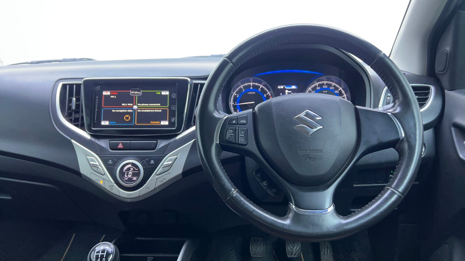 Used 2018 Maruti Suzuki Baleno Alpha 1.2 Petrol Manual interior STEERING VIEW
