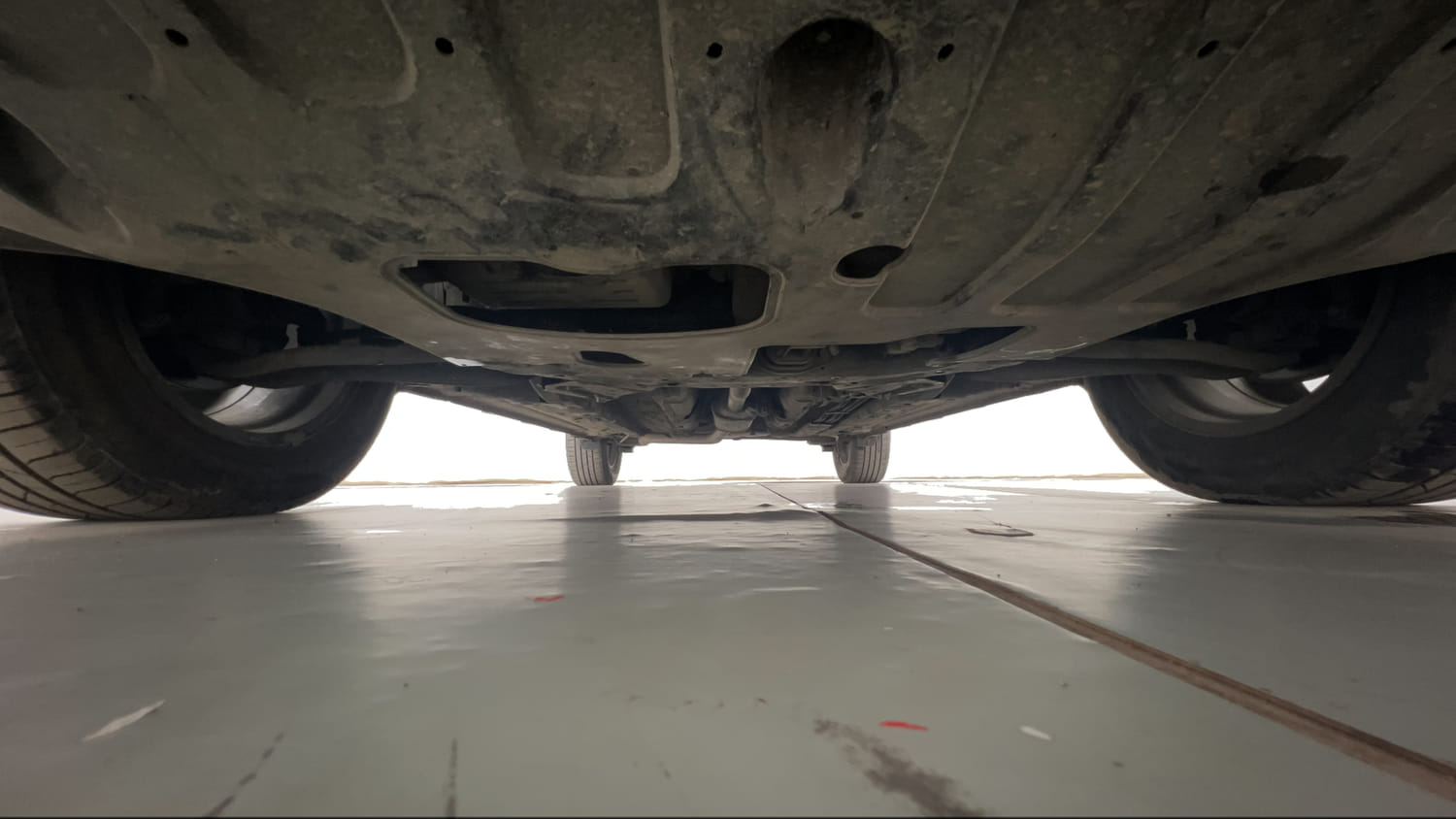 Used 2019 Hyundai Venue SX Plus 1.0 Turbo DCT Petrol Automatic extra FRONT LEFT UNDERBODY VIEW