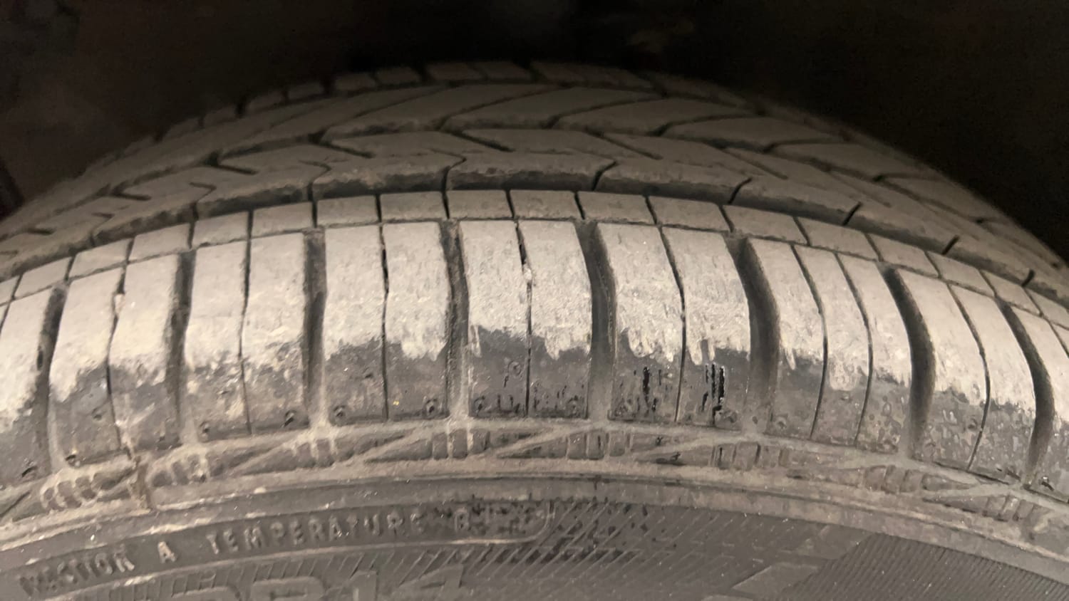 Used 2017 Maruti Suzuki Celerio VXi AMT Petrol Automatic tyres LEFT FRONT TYRE TREAD VIEW