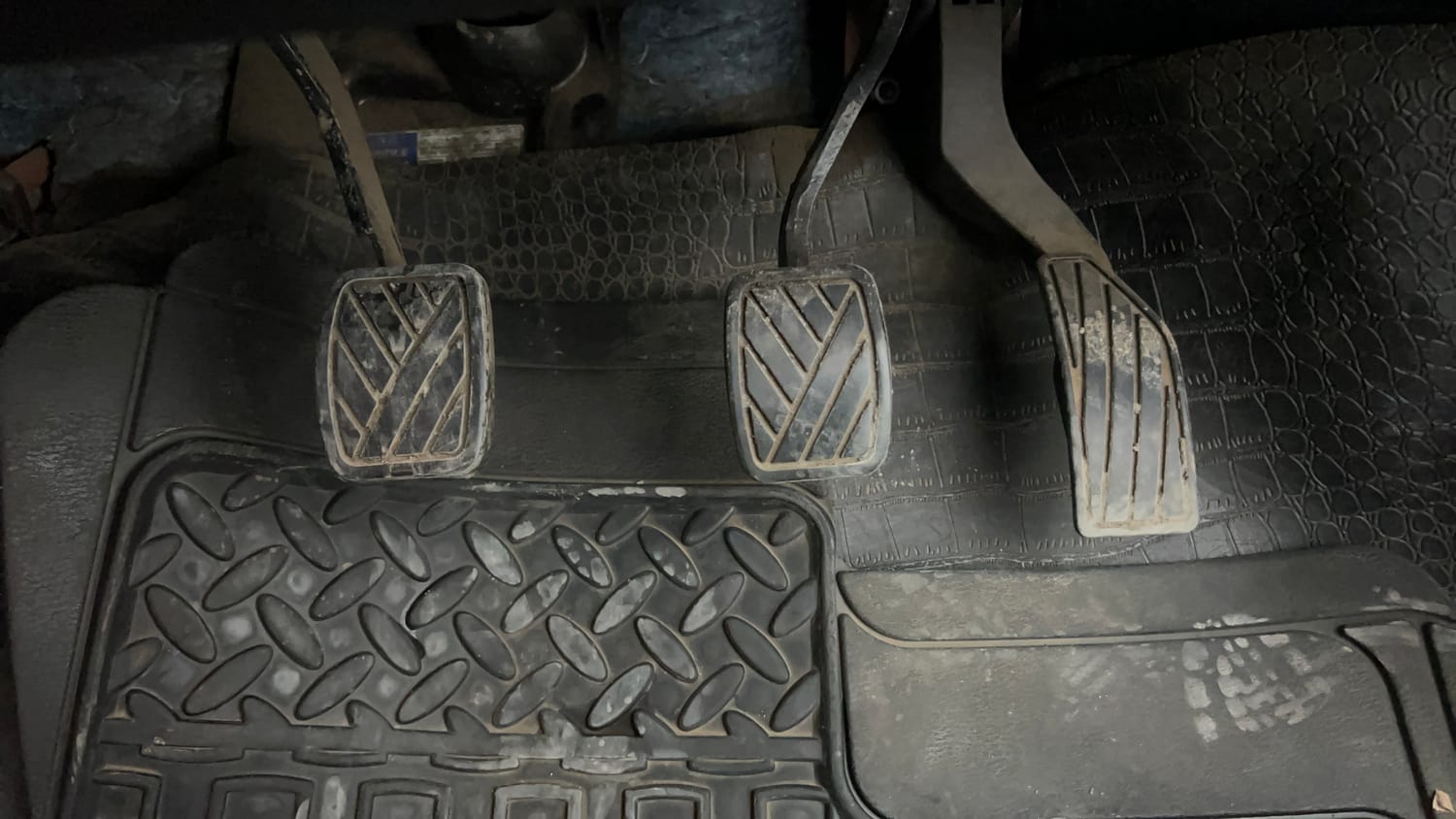 Used 2018 Maruti Suzuki Vitara Brezza [2016-2020] ZDi Diesel Manual interior PEDALS VIEW