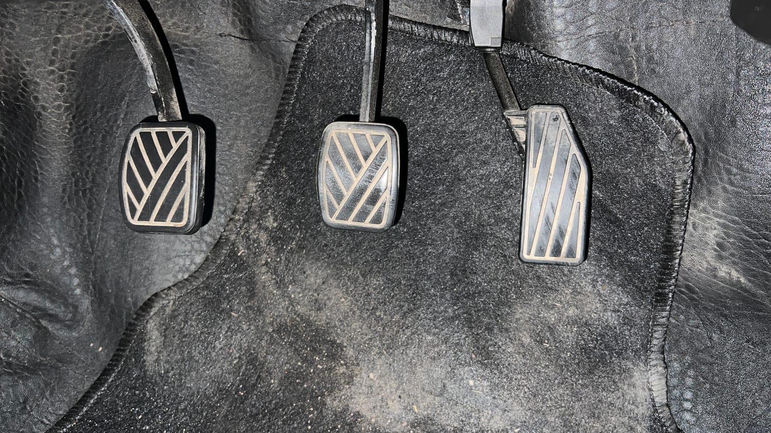Used 2021 Maruti Suzuki Baleno Sigma Petrol Manual interior PEDALS VIEW