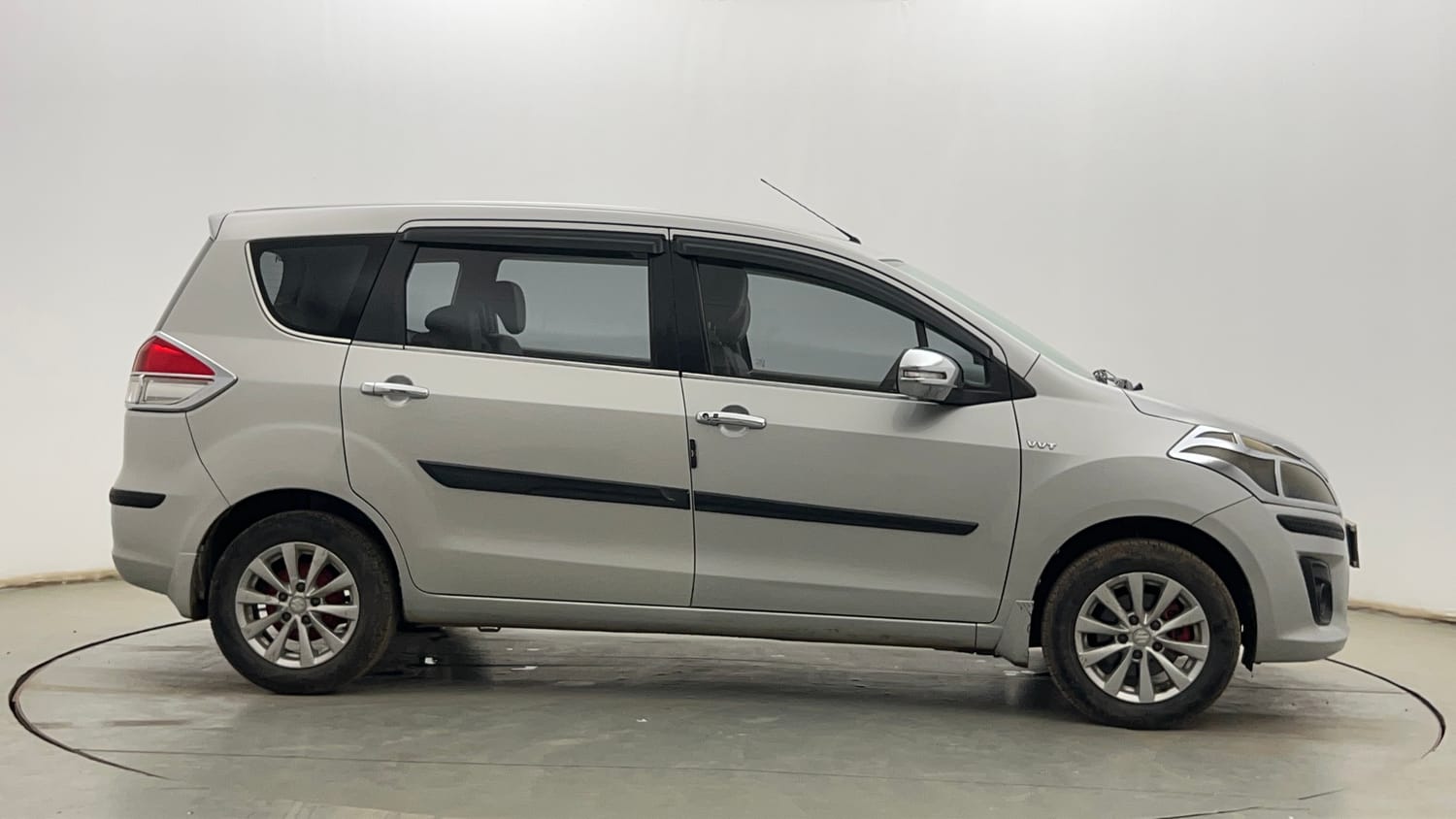Used 2014 Maruti Suzuki Ertiga ZXi Petrol Manual exterior RIGHT SIDE VIEW