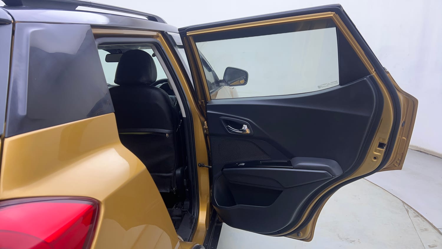 Used 2023 Mahindra XUV 300 W8 1.2 Petrol Petrol Manual interior RIGHT REAR DOOR OPEN VIEW