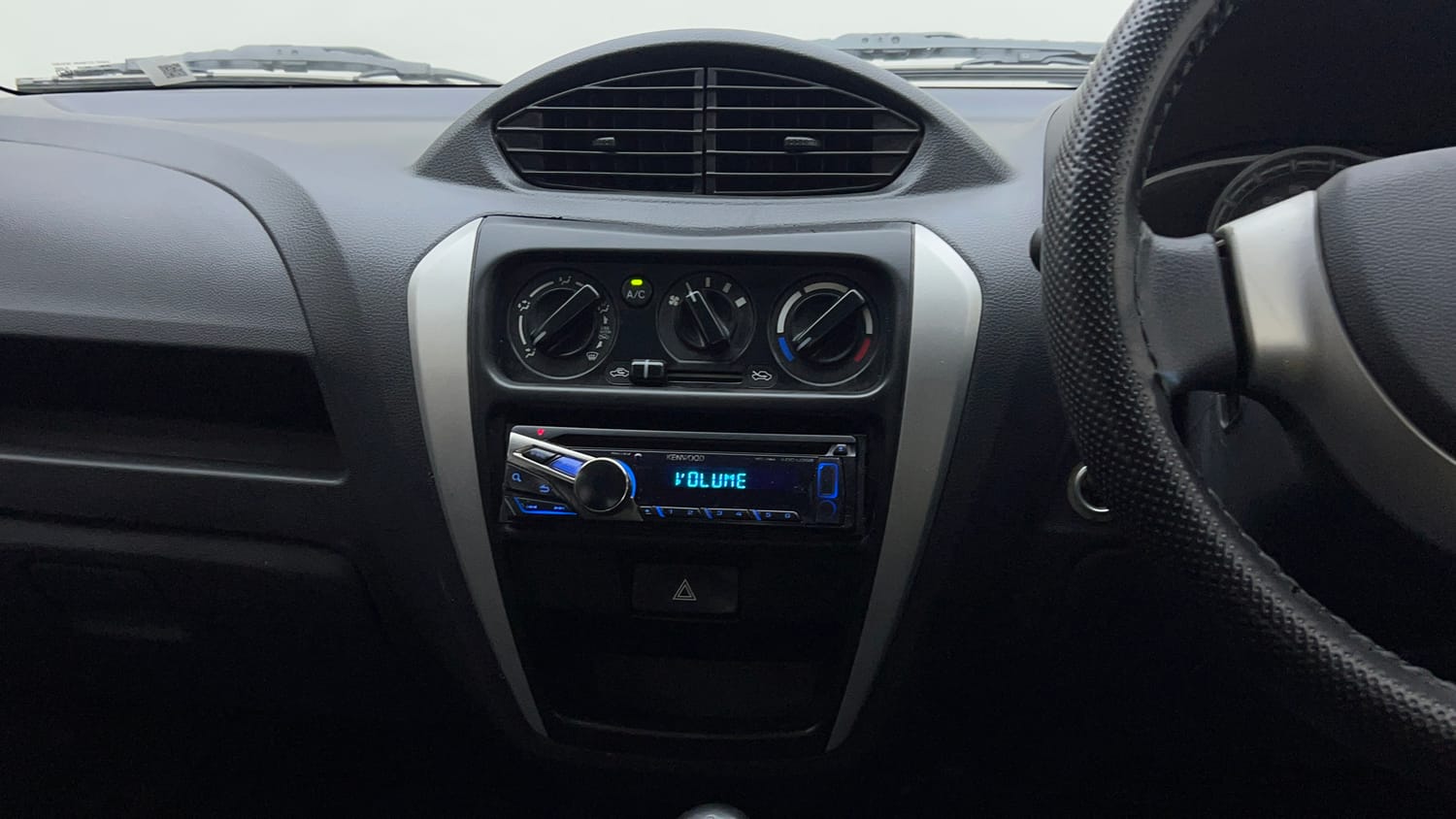 Used 2018 Maruti Suzuki Alto 800 LXi Petrol Manual interior MUSIC SYSTEM & AC CONTROL VIEW