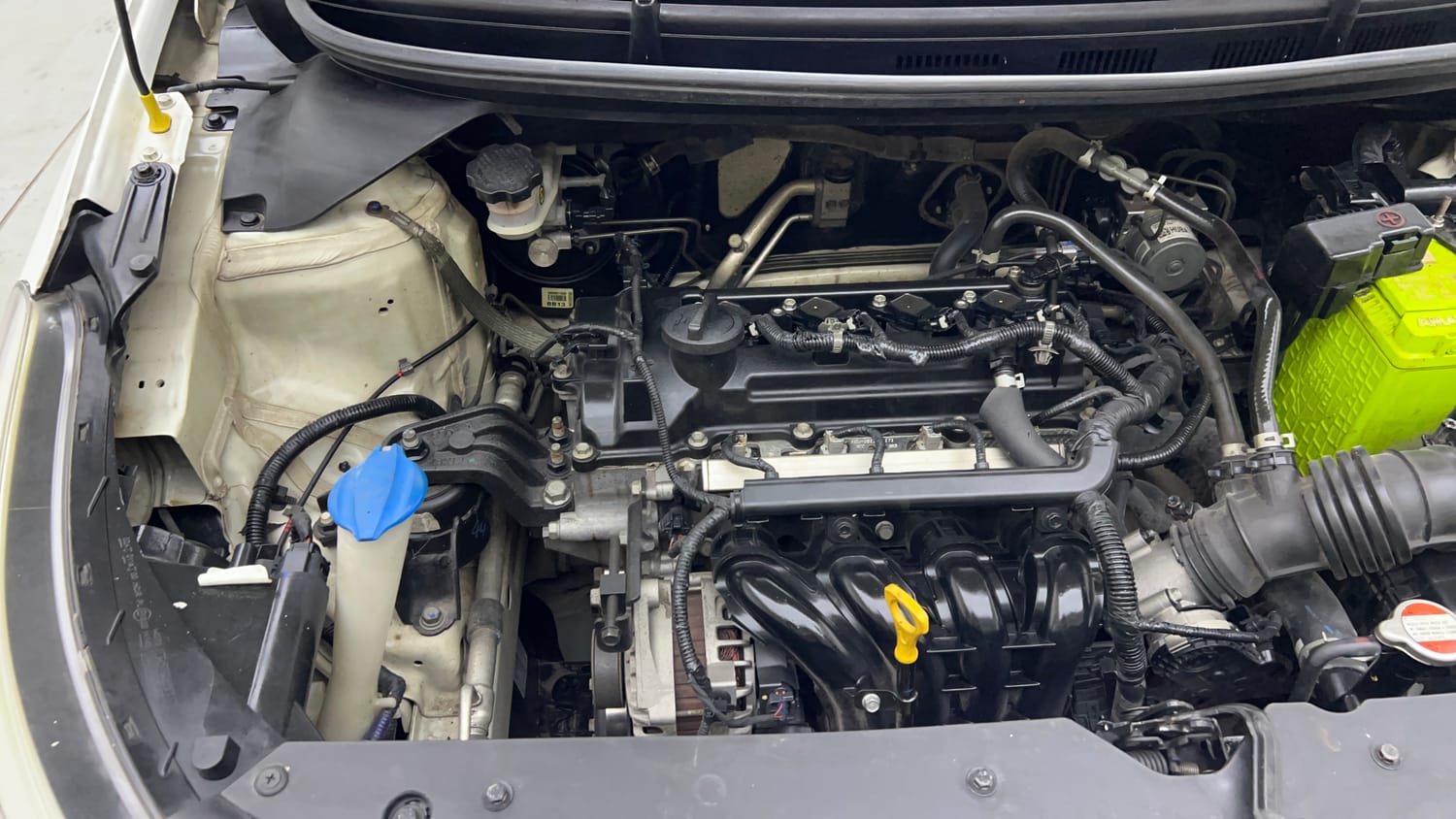 Used 2019 Hyundai Elite i20 Asta 1.2 AT Petrol Automatic engine ENGINE RIGHT SIDE VIEW