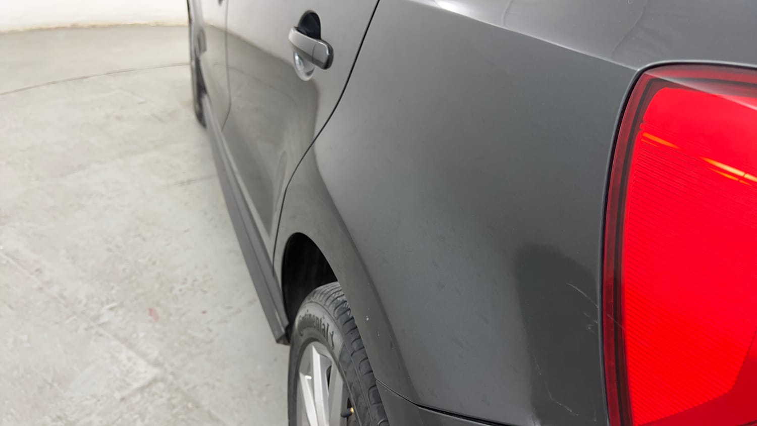 Used 2020 Volkswagen Polo Highline Plus 1.0L TSI Petrol Manual dents MINOR DENT