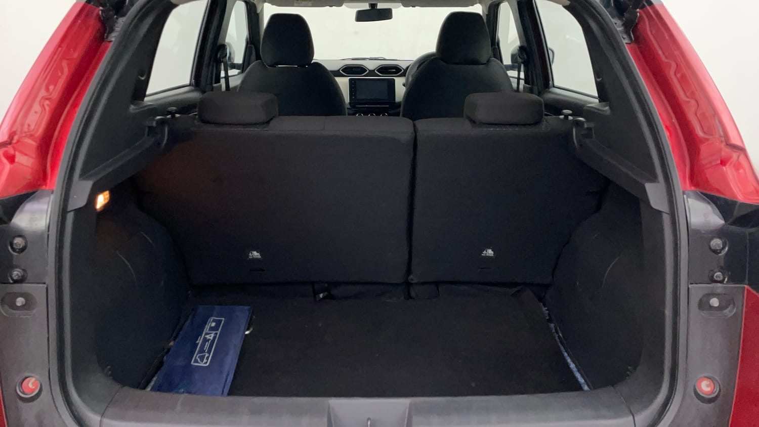Used 2023 Nissan Magnite XV Petrol Manual interior DICKY INSIDE VIEW