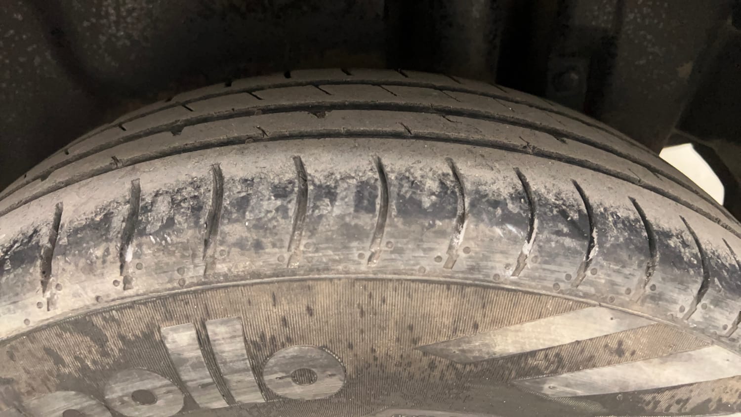 Used 2015 Maruti Suzuki Swift Dzire VXI Petrol Manual tyres LEFT REAR TYRE TREAD VIEW