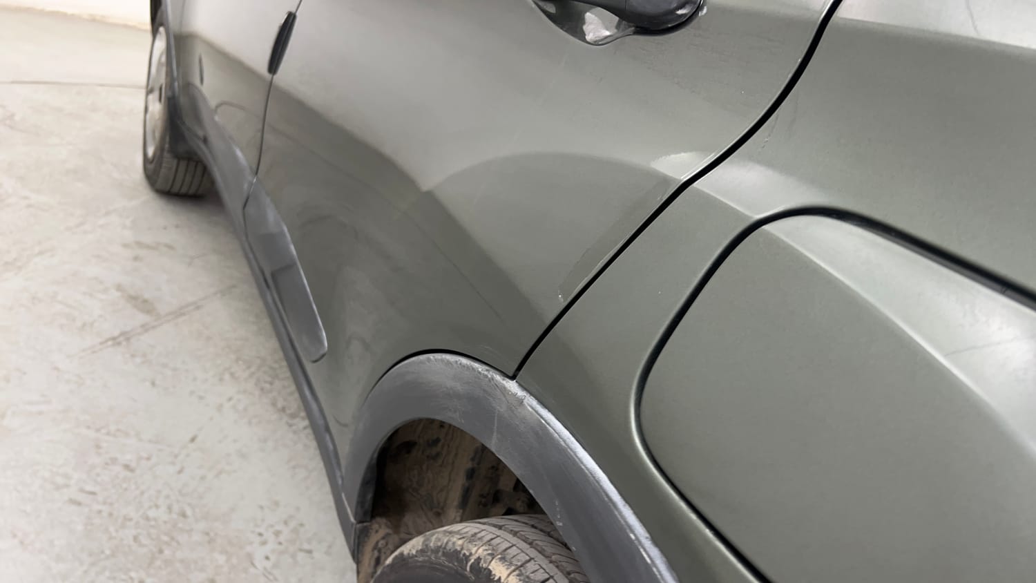 Used 2022 Tata Nexon XM Petrol Manual dents MINOR SCRATCH