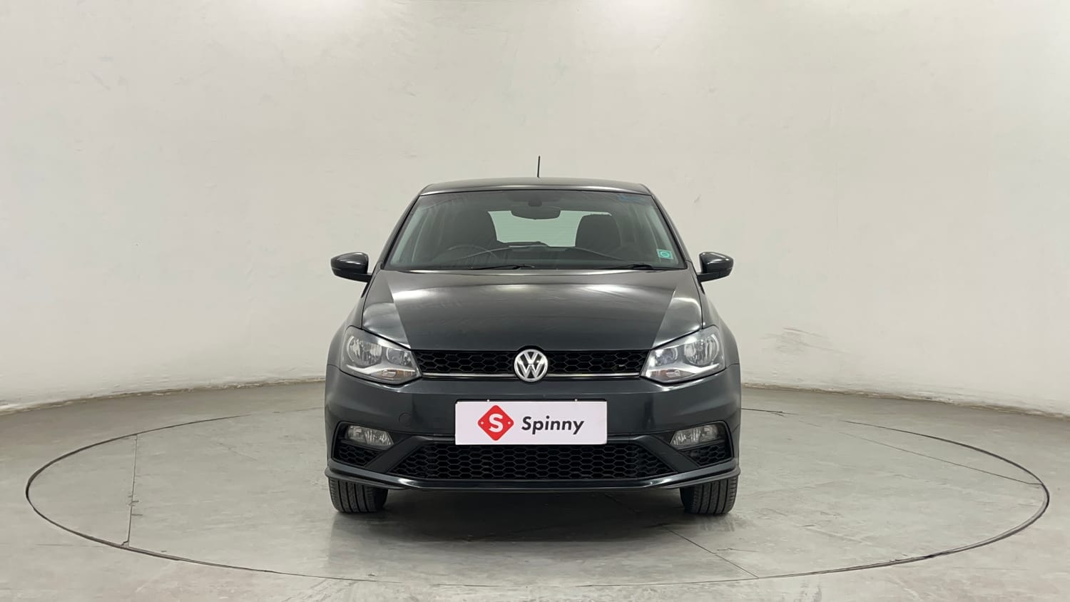 Used 2020 Volkswagen Polo Highline Plus 1.0L TSI Petrol Manual exterior FRONT VIEW