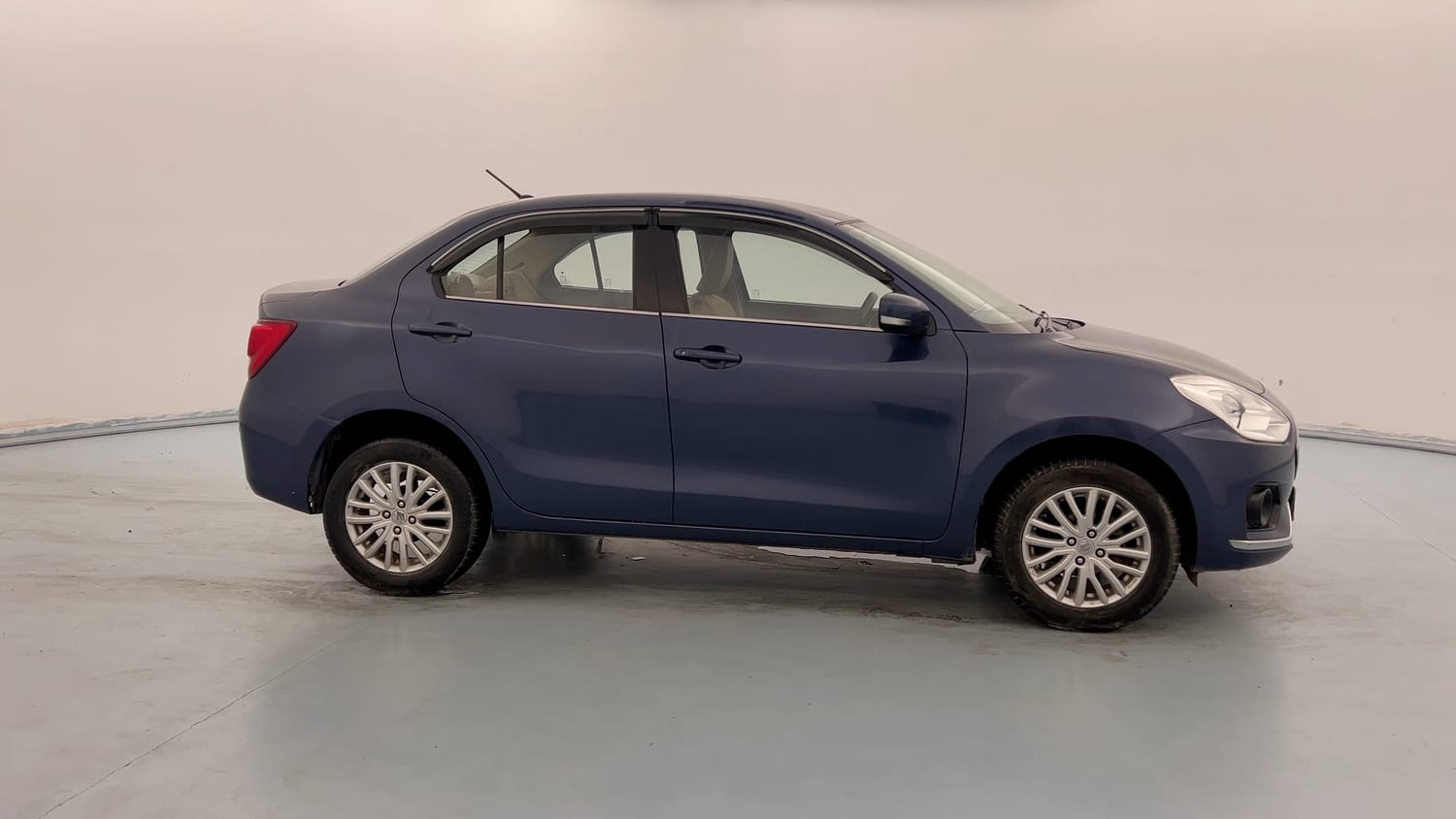 Used 2017 Maruti Suzuki Dzire ZXi Petrol Manual exterior RIGHT SIDE VIEW