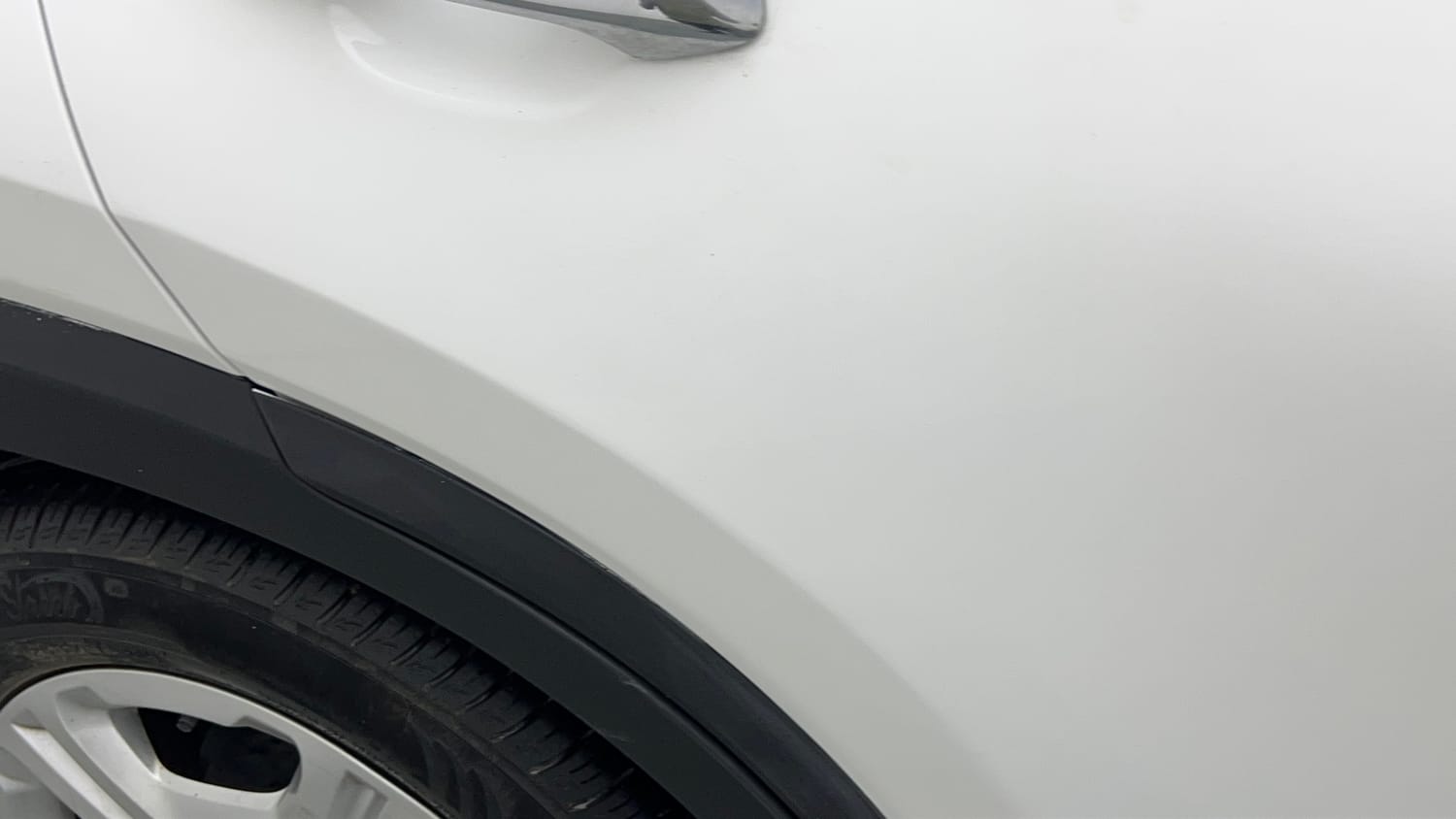 Used 2022 Kia Sonet HTK Plus 1.2 Petrol Manual dents MINOR SCRATCH