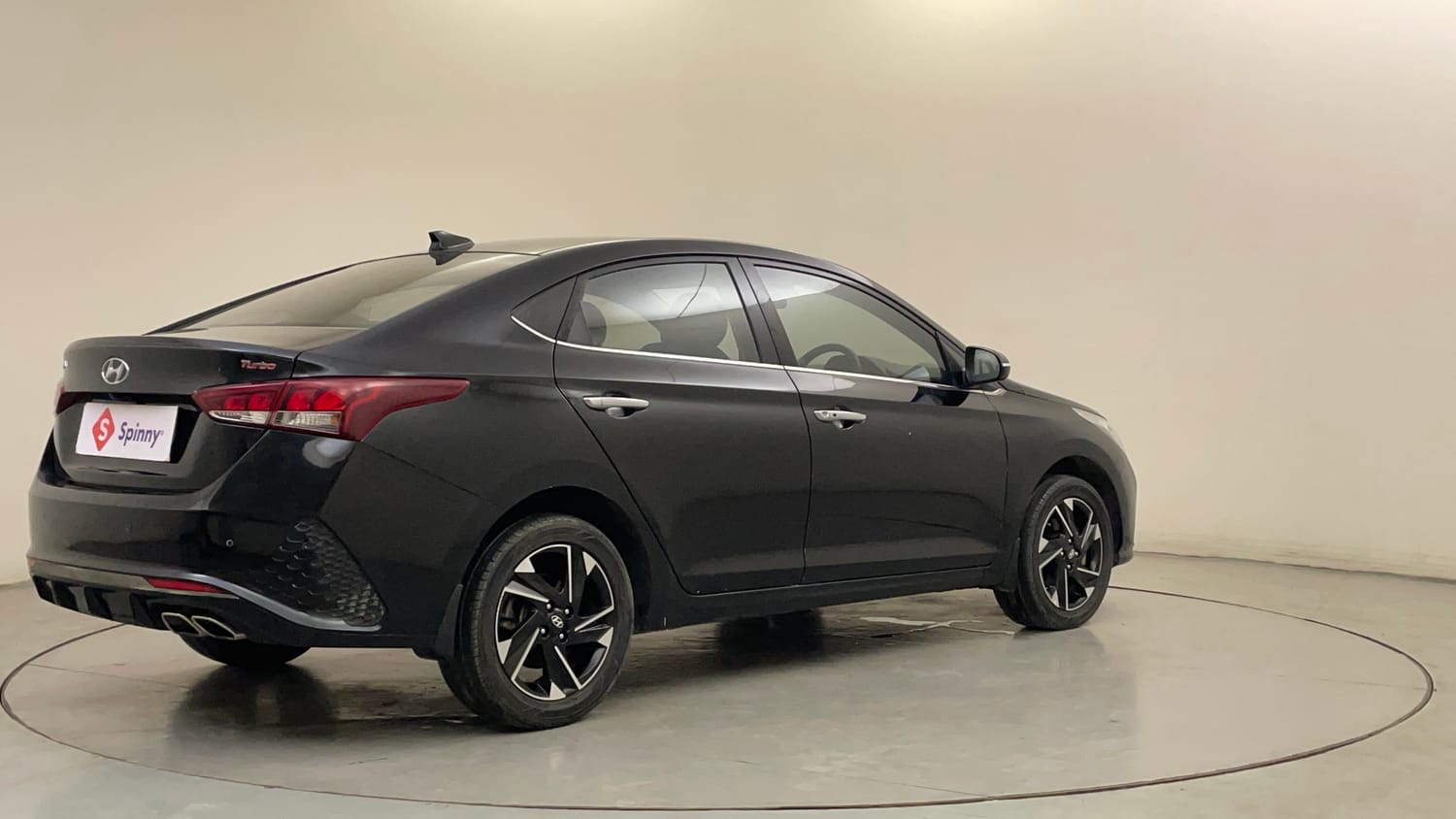 Used 2021 Hyundai Verna SX (O) 1.6 VTVT AT Petrol Automatic exterior RIGHT REAR CORNER VIEW