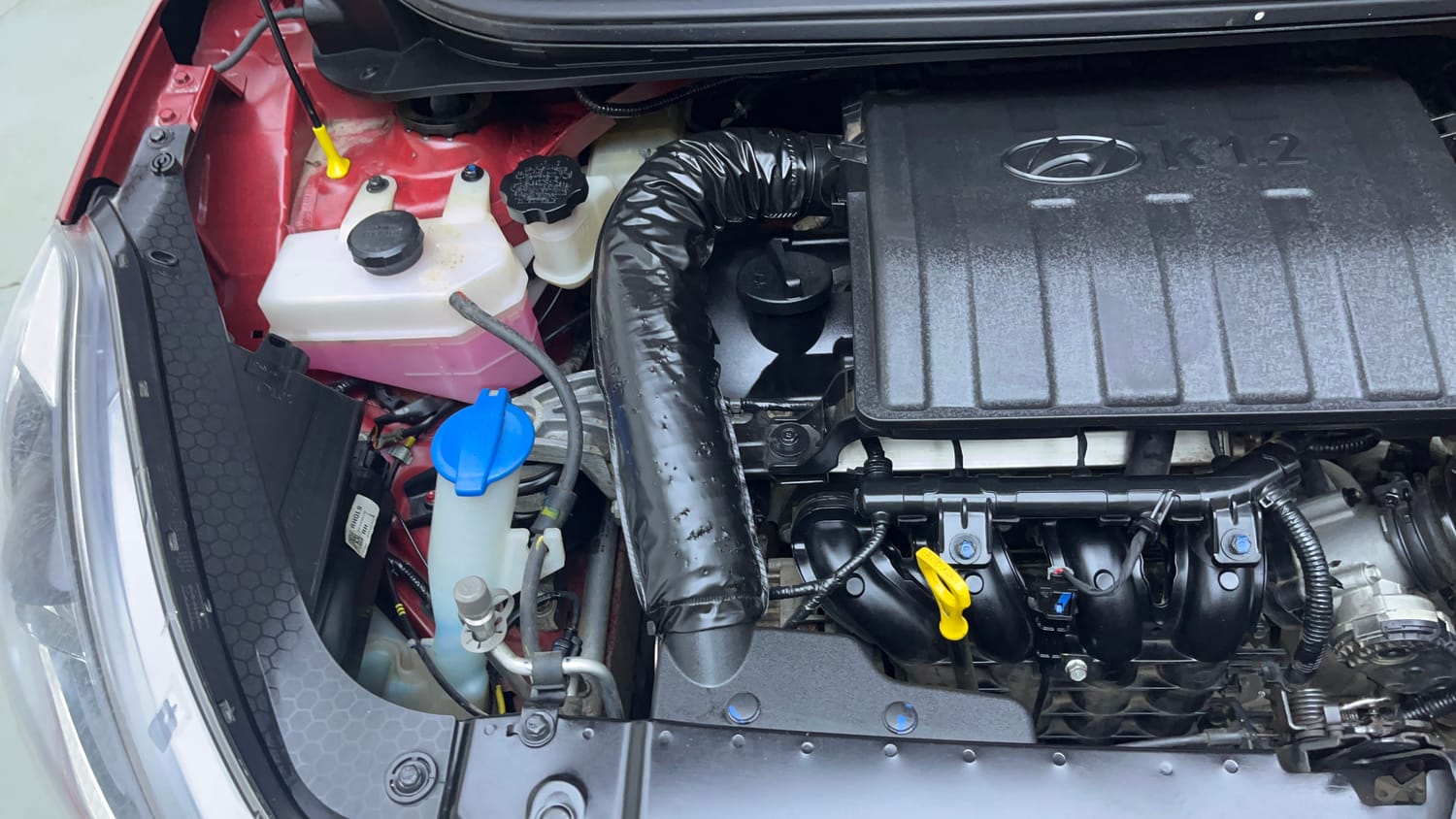 Used 2021 Hyundai Grand i10 Nios Sportz AMT 1.2 Kappa VTVT Petrol Automatic engine ENGINE RIGHT SIDE VIEW