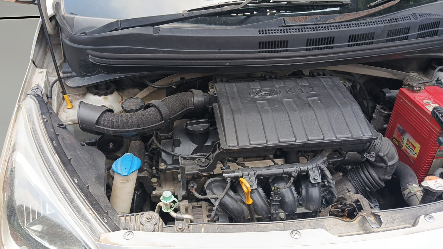 Used 2015 Hyundai Xcent S 1.2 (O) Petrol Manual engine ENGINE RIGHT SIDE VIEW
