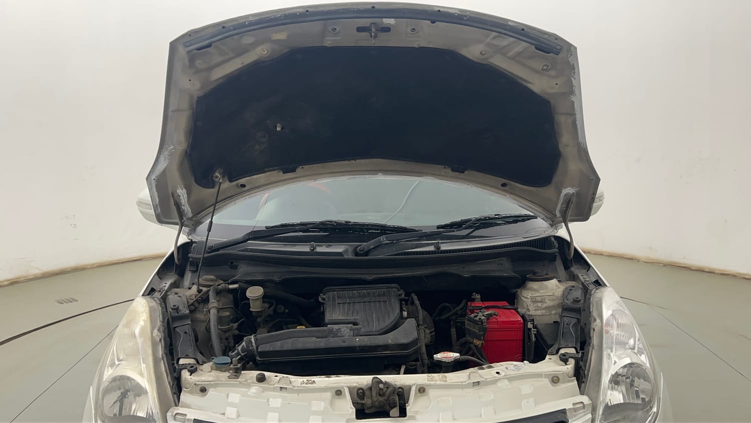 Used 2015 Maruti Suzuki Swift VXi Petrol Manual engine ENGINE & BONNET OPEN FRONT VIEW