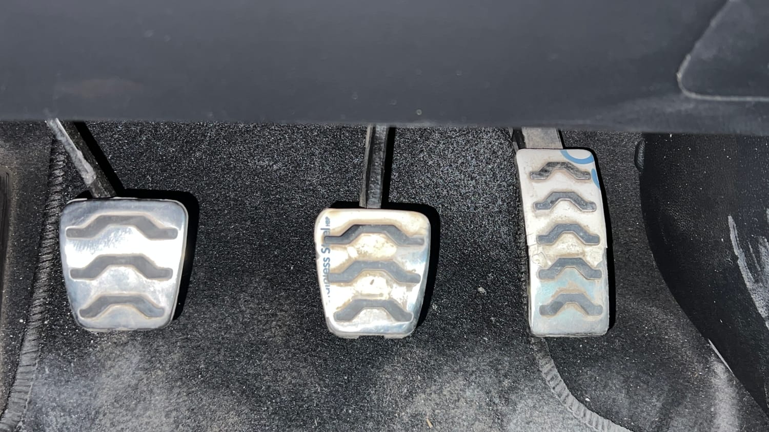 Used 2016 Hyundai i20 Active 1.2 SX Petrol Manual interior PEDALS VIEW