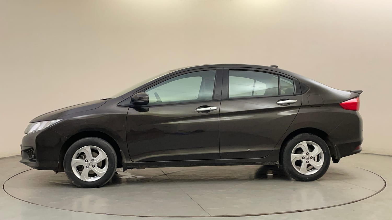 Used 2016 Honda City VX Petrol Manual exterior LEFT SIDE VIEW