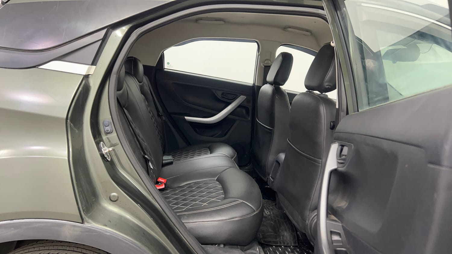 Used 2022 Tata Nexon XM Petrol Manual interior RIGHT SIDE REAR DOOR CABIN VIEW