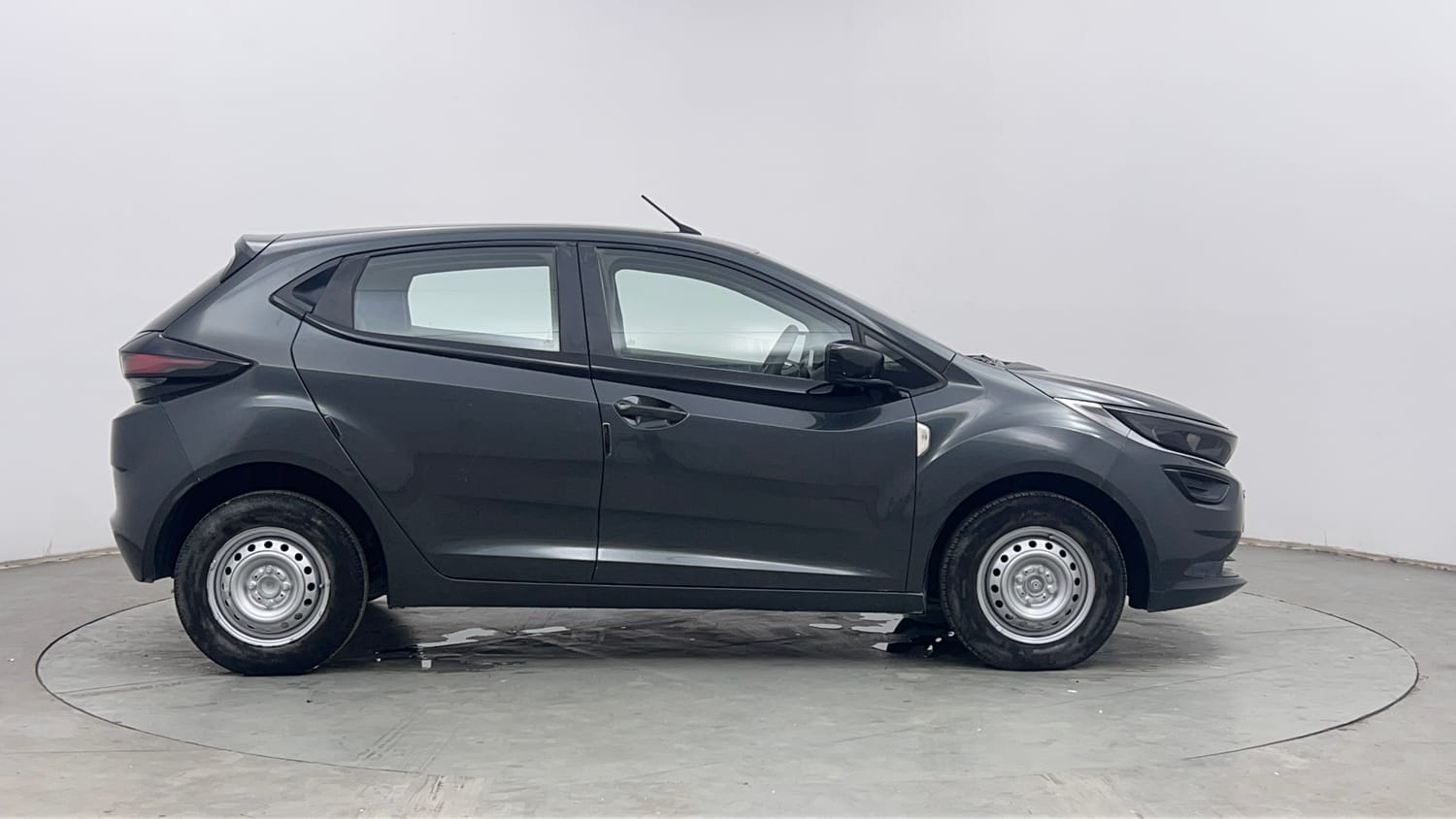 Used 2020 Tata Altroz XM Petrol Petrol Manual exterior RIGHT SIDE VIEW