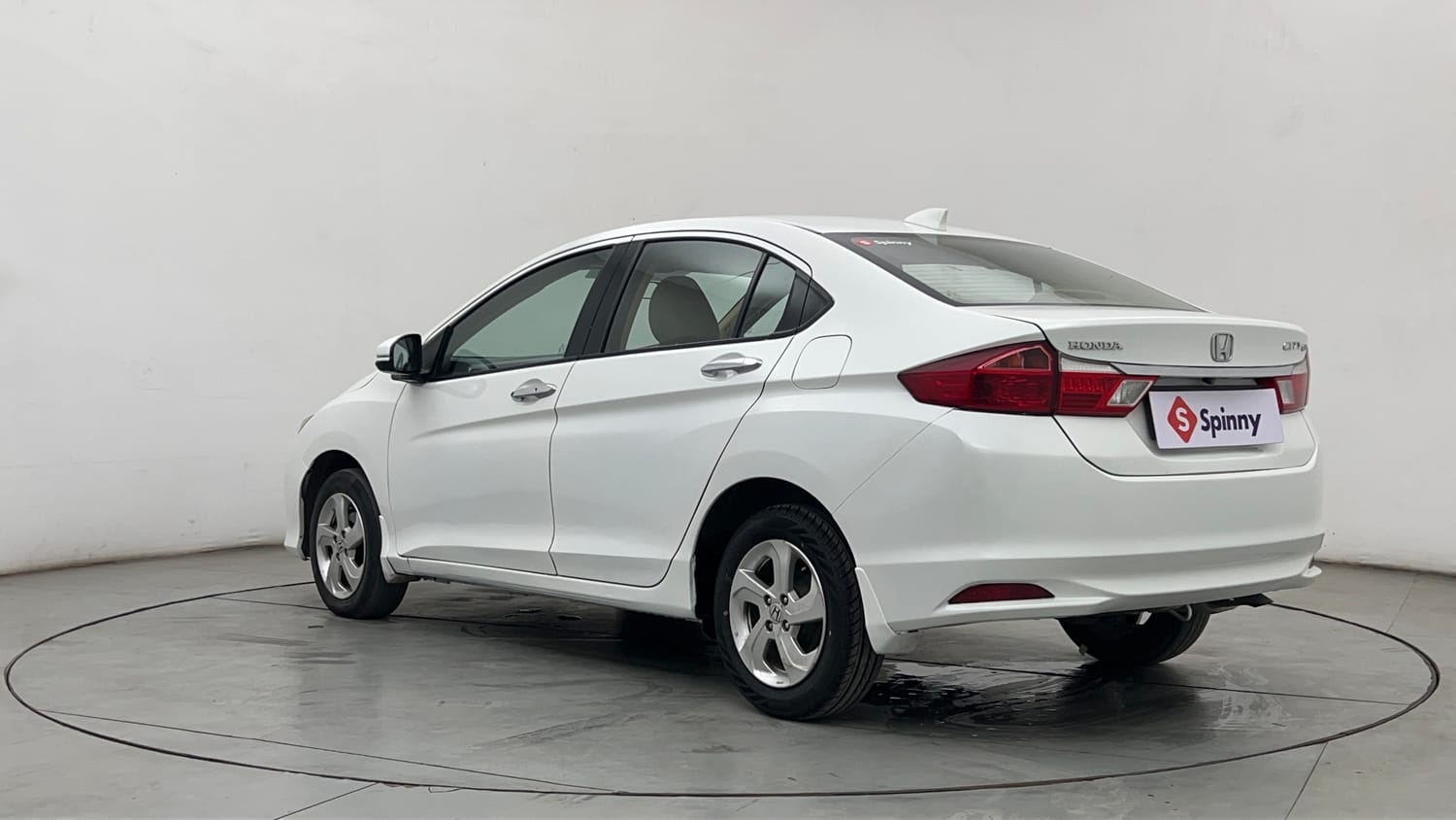 Used 2016 Honda City VX (O) MT BL Petrol Manual exterior LEFT REAR CORNER VIEW