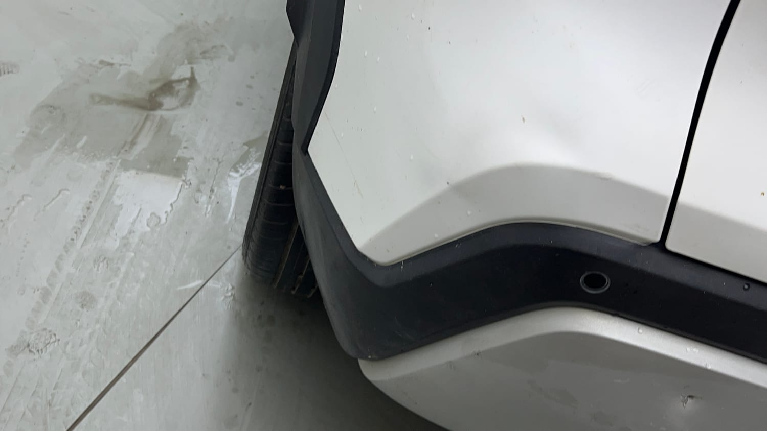Used 2022 Nissan Magnite XE Petrol Manual dents MINOR SCRATCH
