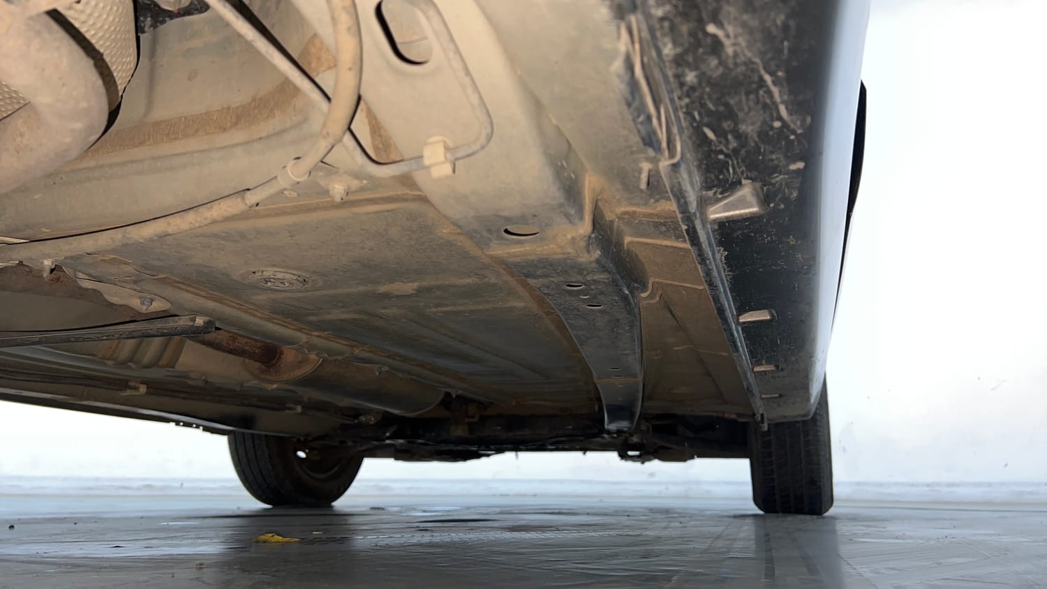 Used 2021 Maruti Suzuki Baleno Sigma Petrol Manual extra REAR RIGHT UNDERBODY VIEW