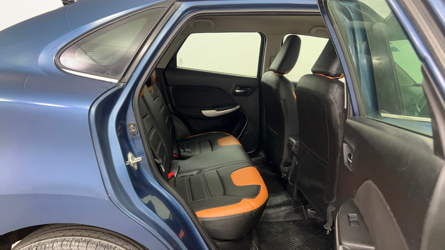 Used 2016 Maruti Suzuki Baleno Zeta 1.2 Petrol Manual interior RIGHT SIDE REAR DOOR CABIN VIEW