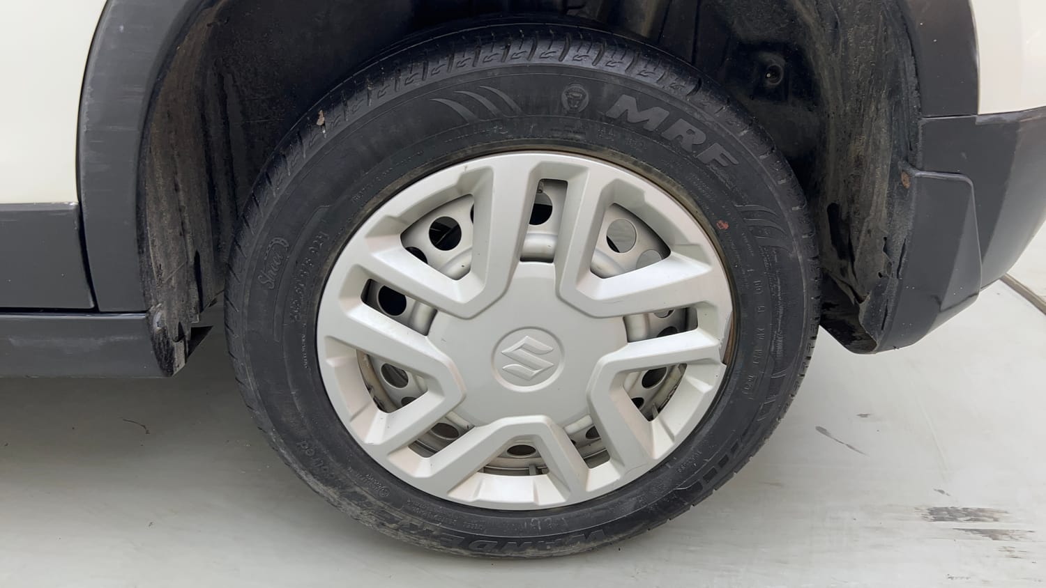 Used 2021 maruti-suzuki Vitara Brezza LXi Petrol Manual tyres LEFT REAR TYRE RIM VIEW