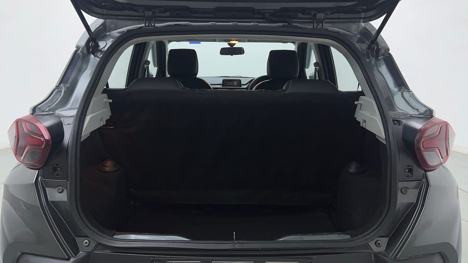 Used 2022 Tata Punch Adventure MT Petrol Manual interior DICKY INSIDE VIEW
