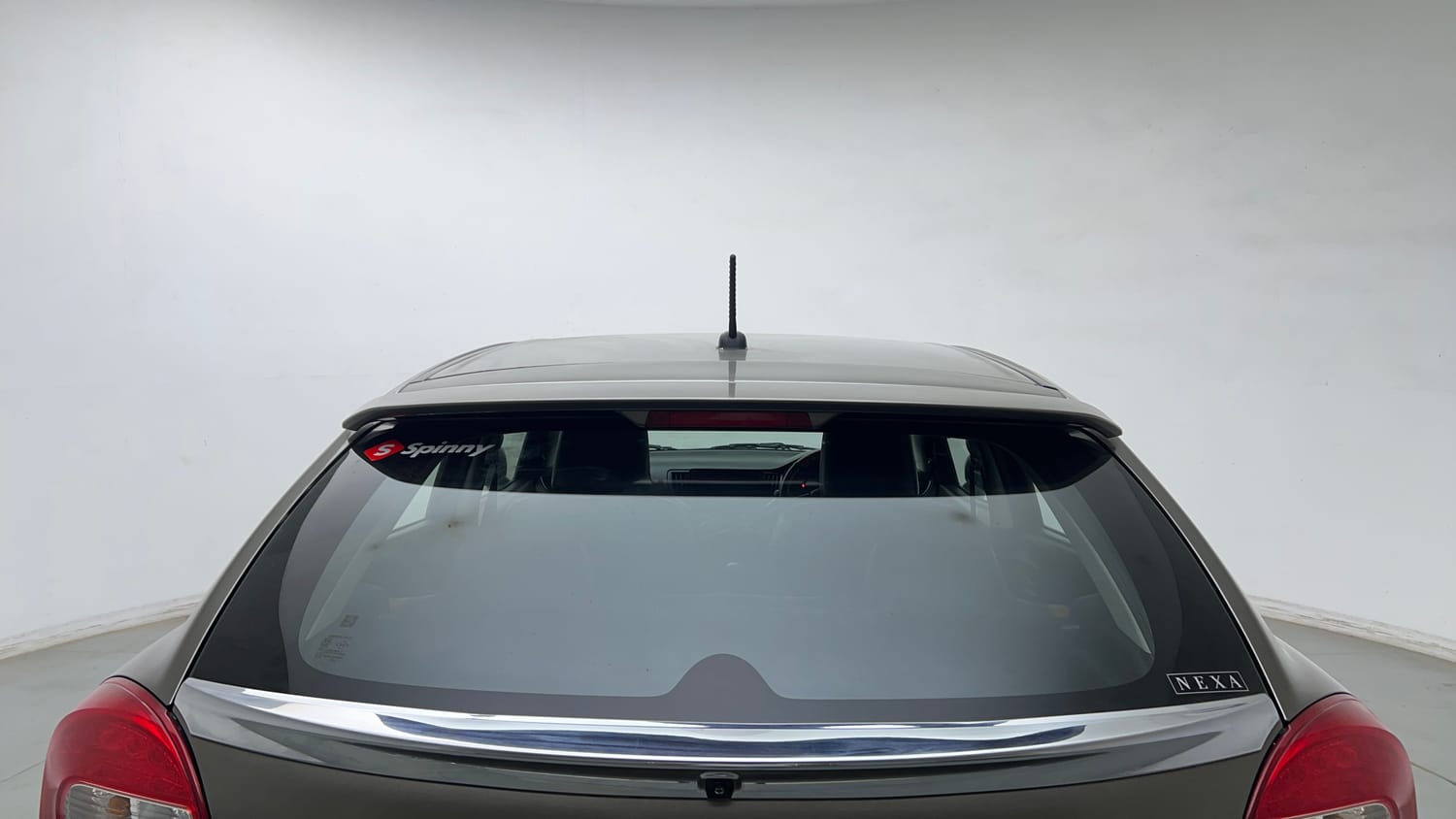 Used 2021 Maruti Suzuki Baleno Sigma Petrol Manual exterior BACK WINDSHIELD VIEW