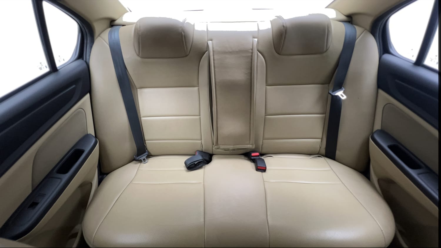 Used 2019 Honda Amaze 1.2 V CVT Petrol Petrol Automatic interior REAR SEAT CONDITION VIEW