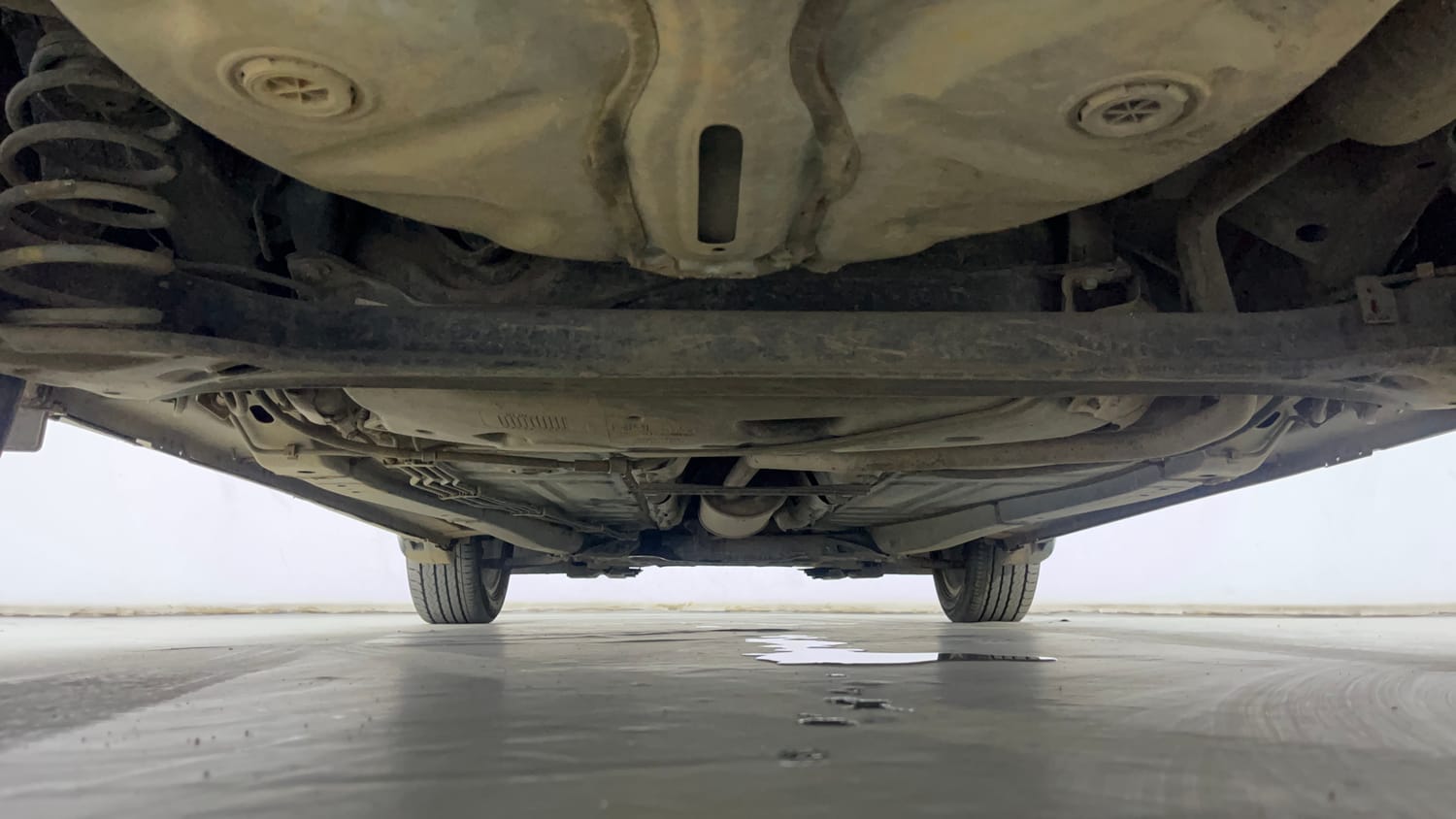 Used 2020 Maruti Suzuki Baleno Zeta Automatic Petrol Automatic extra REAR UNDERBODY VIEW (TAKEN FROM REAR)