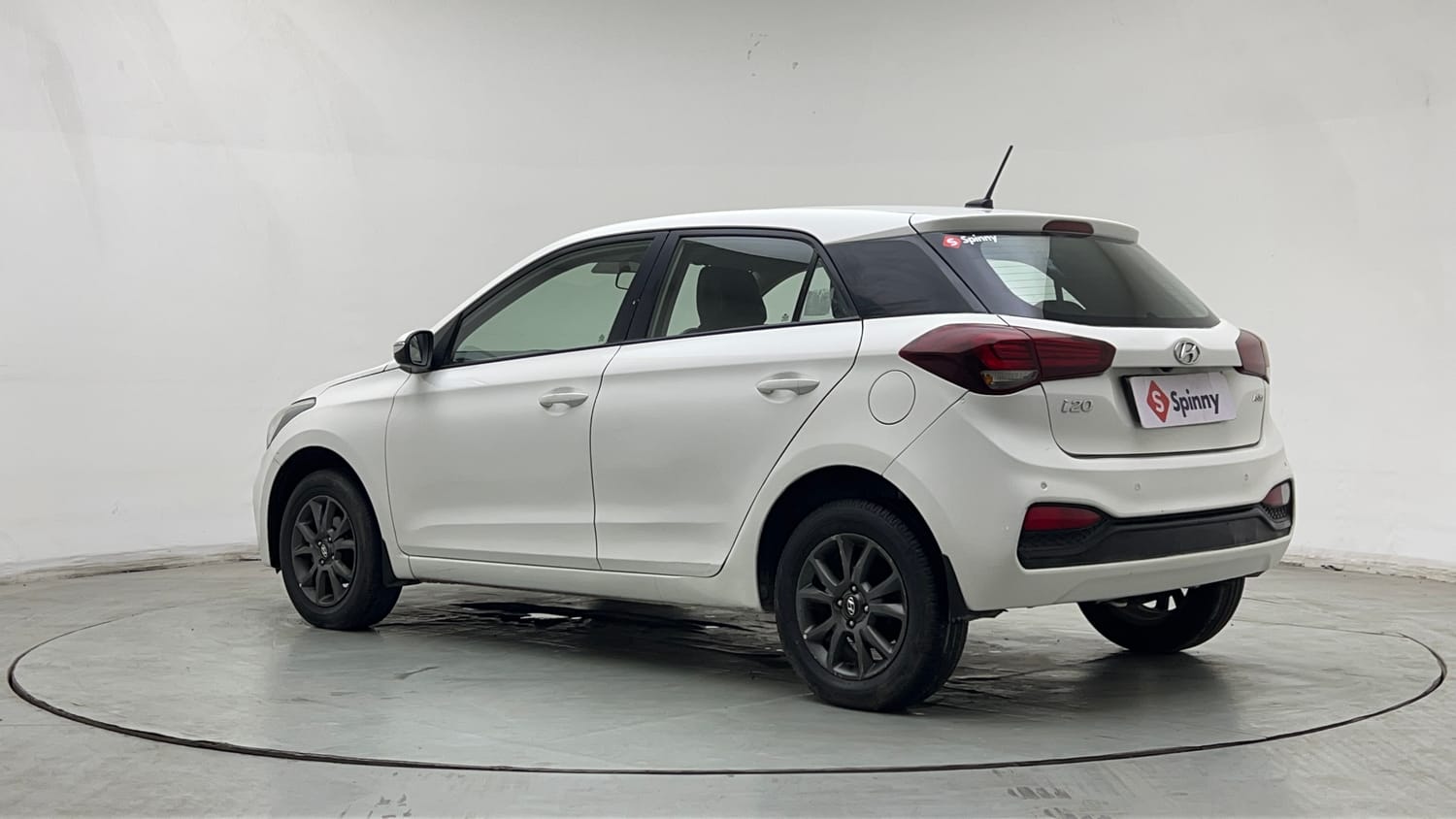 Used 2019 Hyundai Elite i20 Asta 1.2 AT Petrol Automatic exterior LEFT REAR CORNER VIEW