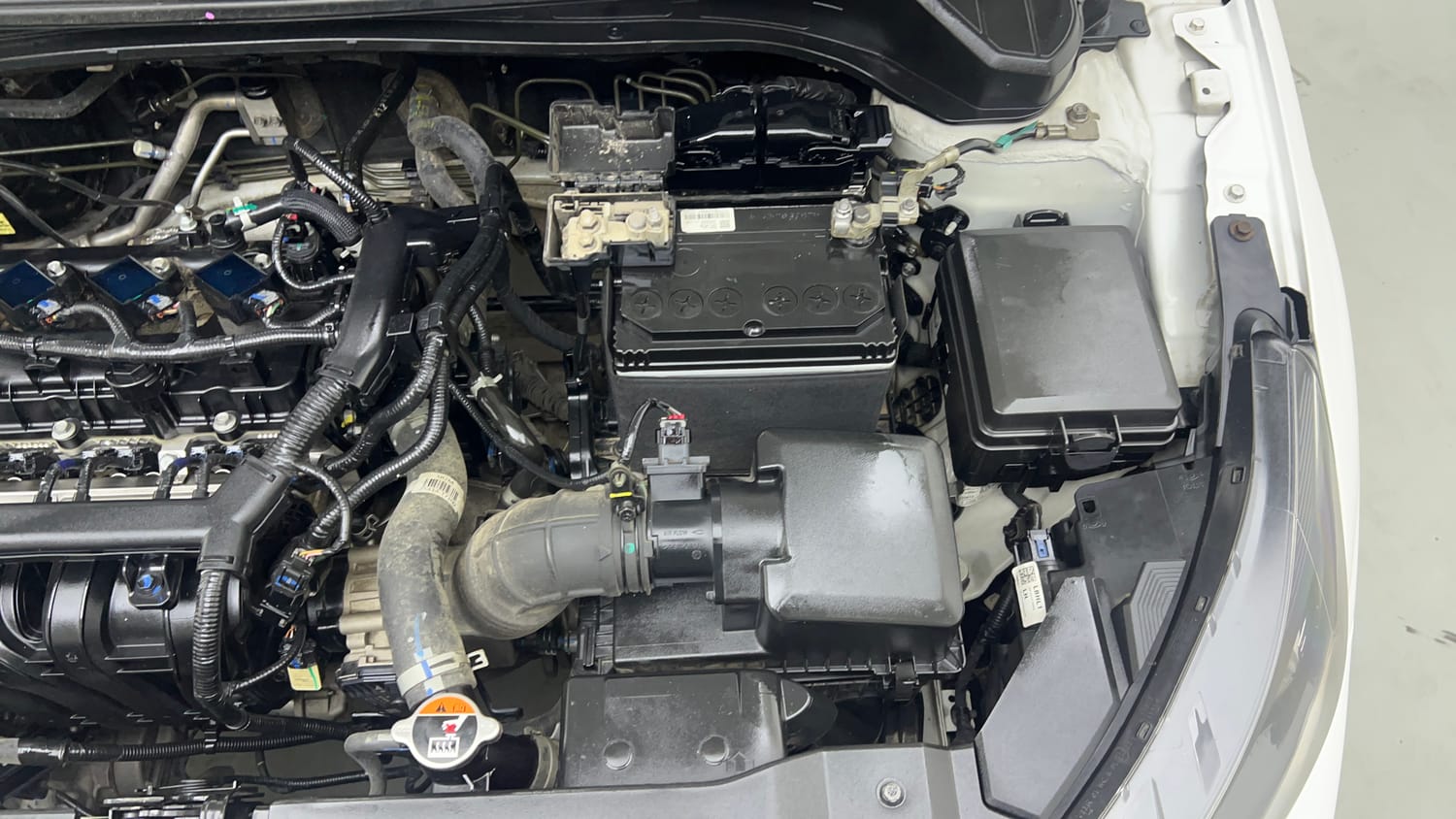 Used 2024 Hyundai i20 Sportz 1.2 MT Petrol Manual engine ENGINE LEFT SIDE VIEW