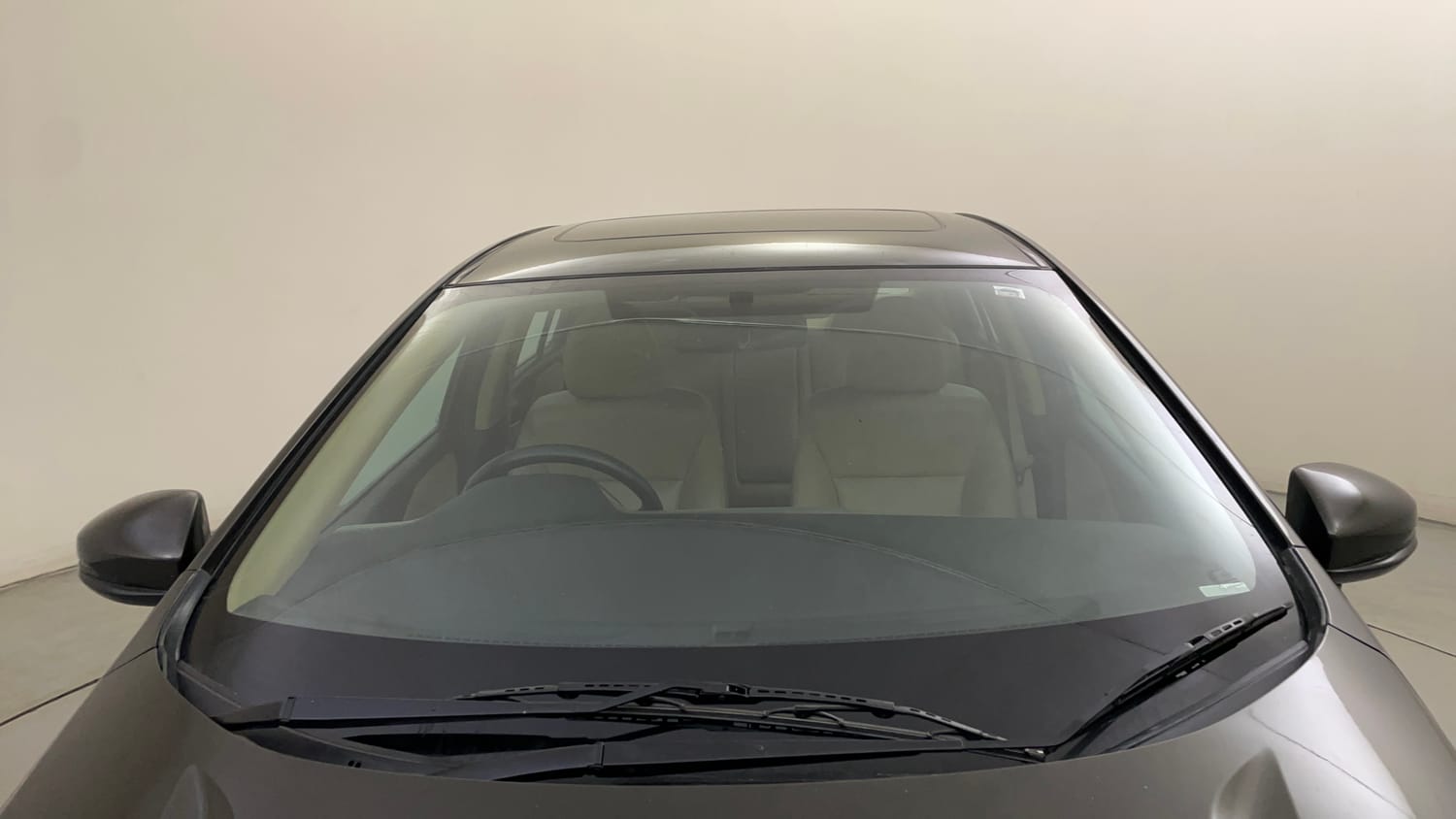Used 2016 Honda City VX Petrol Manual exterior FRONT WINDSHIELD VIEW