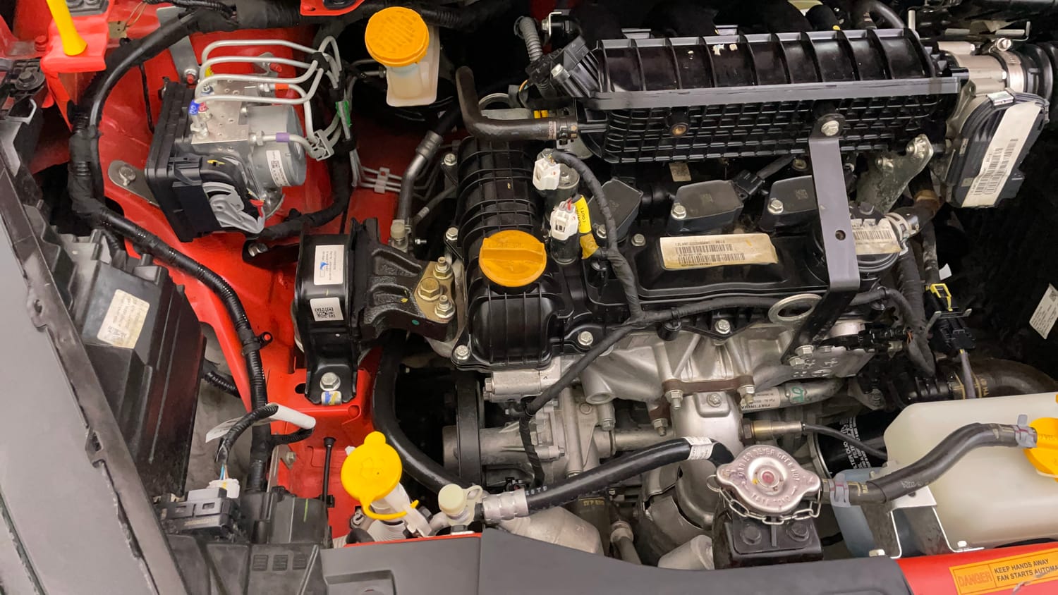 Used 2025 Tata Altroz Pure S Petrol 5AMT Petrol Automatic engine ENGINE RIGHT SIDE VIEW