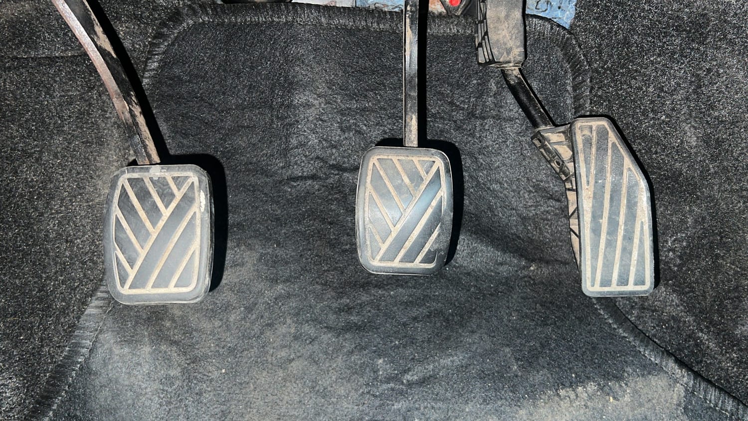Used 2022 Maruti Suzuki Swift LXi Petrol Manual interior PEDALS VIEW