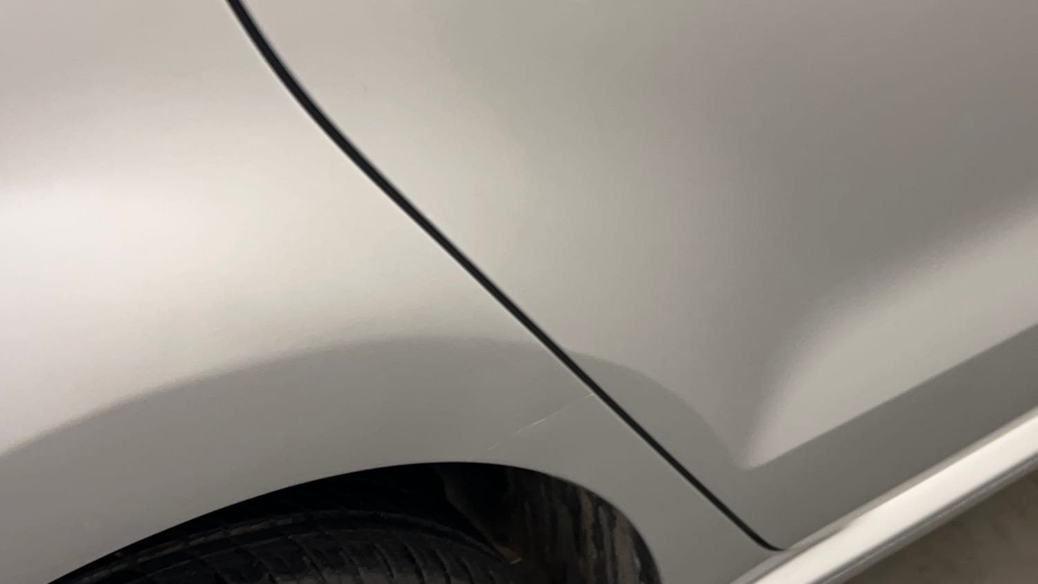 Used 2014 Volkswagen Polo Comfortline 1.2L (P) Petrol Manual dents MINOR SCRATCH