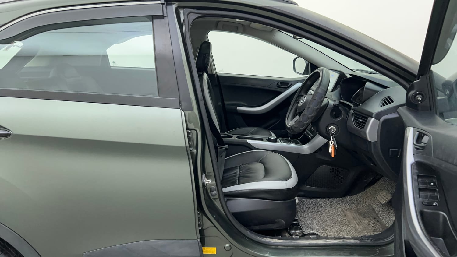 Used 2022 Tata Nexon XMA (S) Diesel Diesel Automatic interior RIGHT SIDE FRONT DOOR CABIN VIEW
