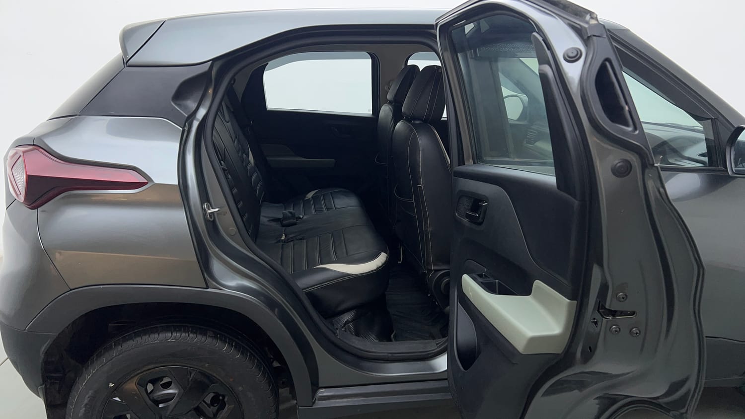 Used 2022 Tata Punch Adventure MT Petrol Manual interior RIGHT SIDE REAR DOOR CABIN VIEW